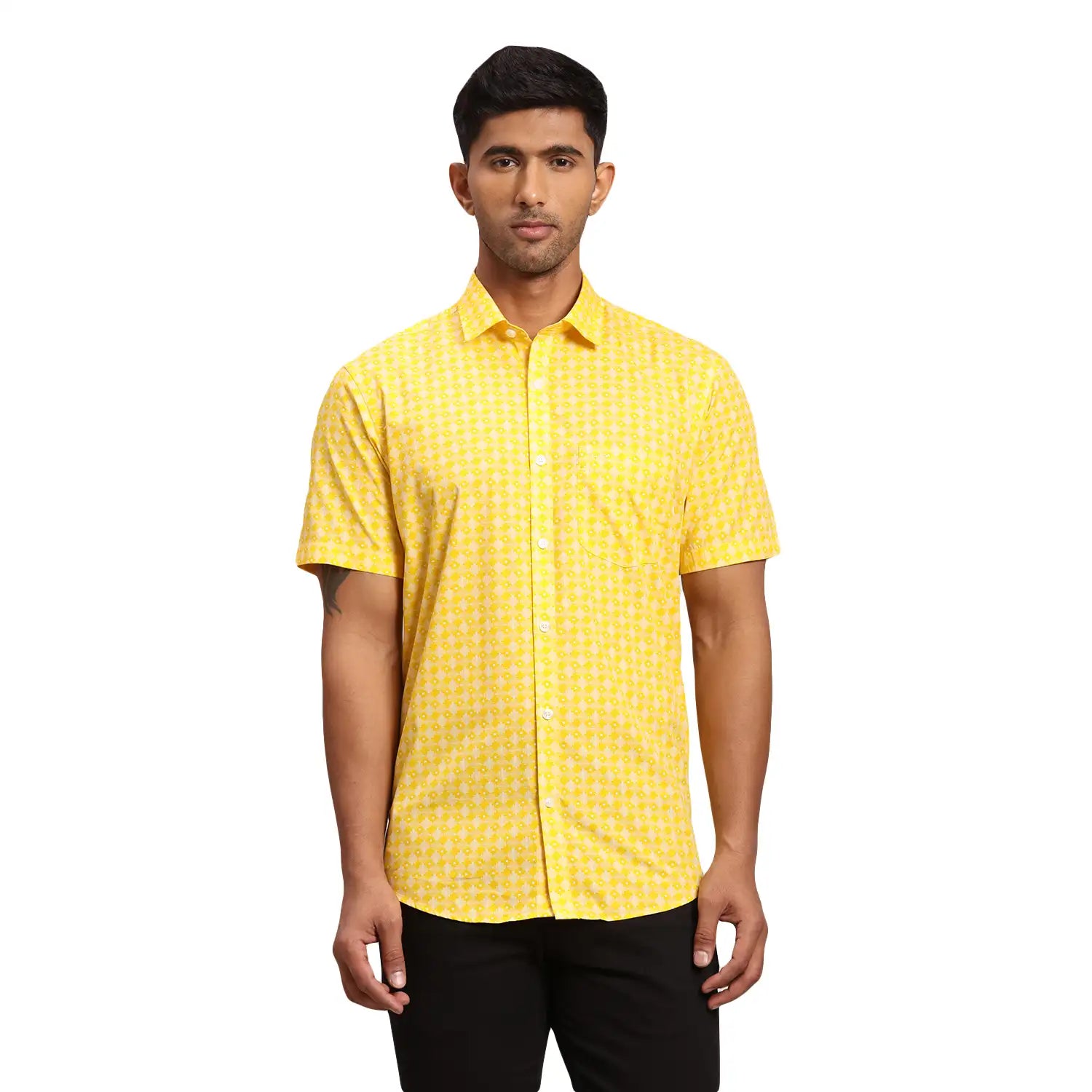 Men Yellow Tailored Fit Print Cotton Half Sleeve Shirts – MyRaymond