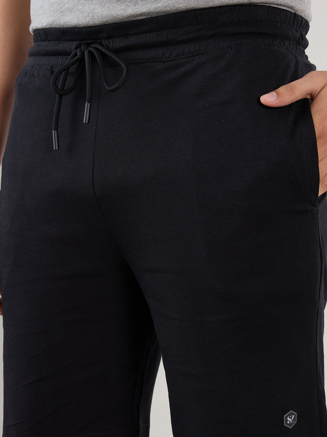 Sleepz Men Black Regular Fit Solid Shorts
