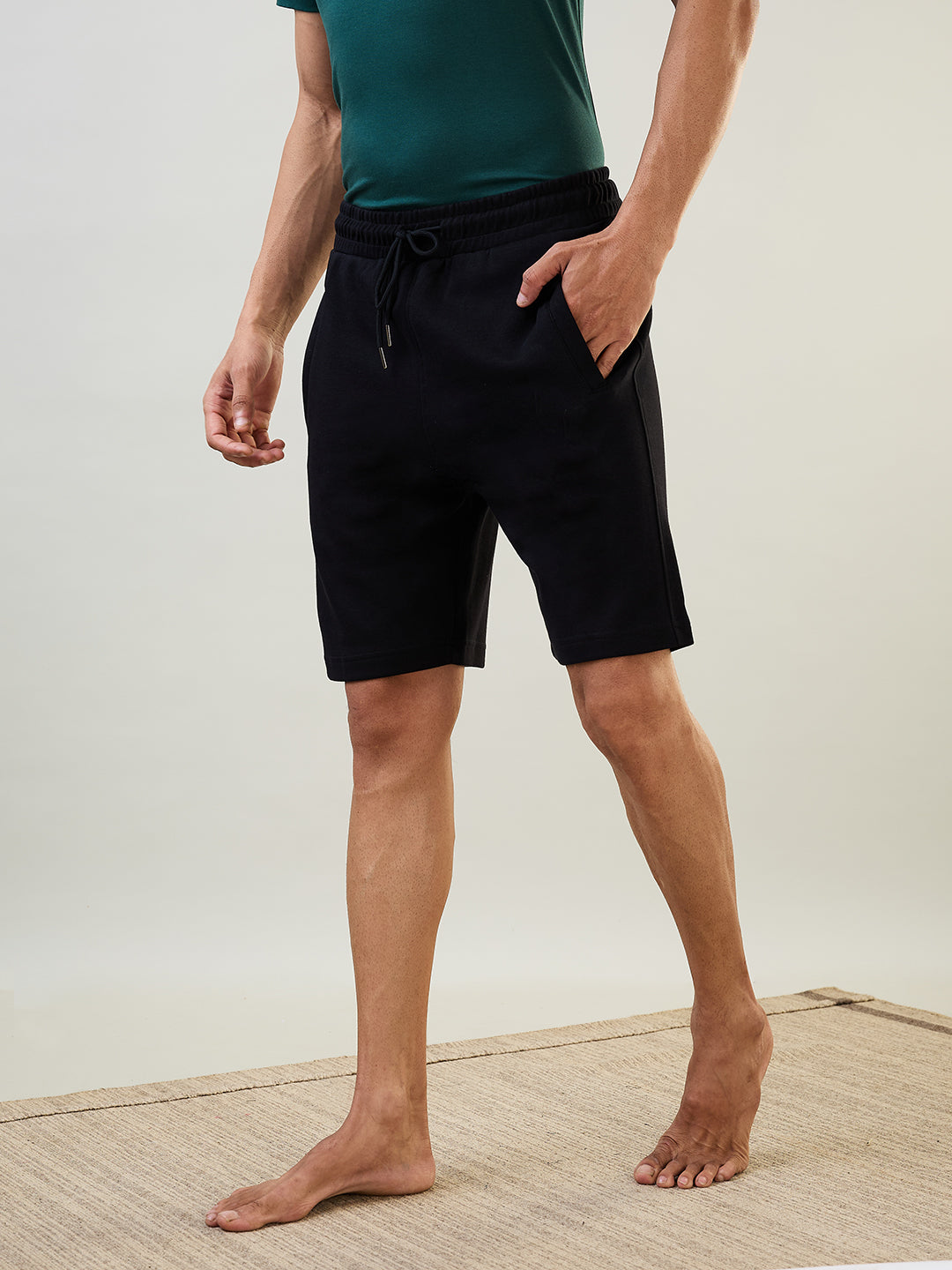 Sleepz Men Black Regular Fit Solid Shorts