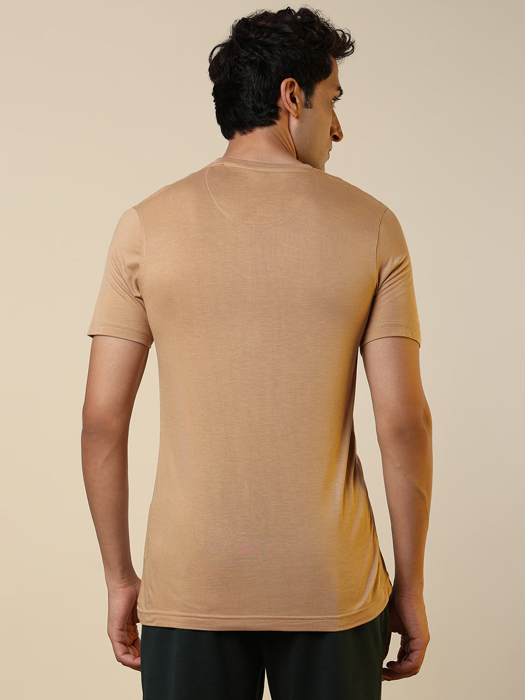 Sleepz Men Brown Regular Fit Solid T-Shirt