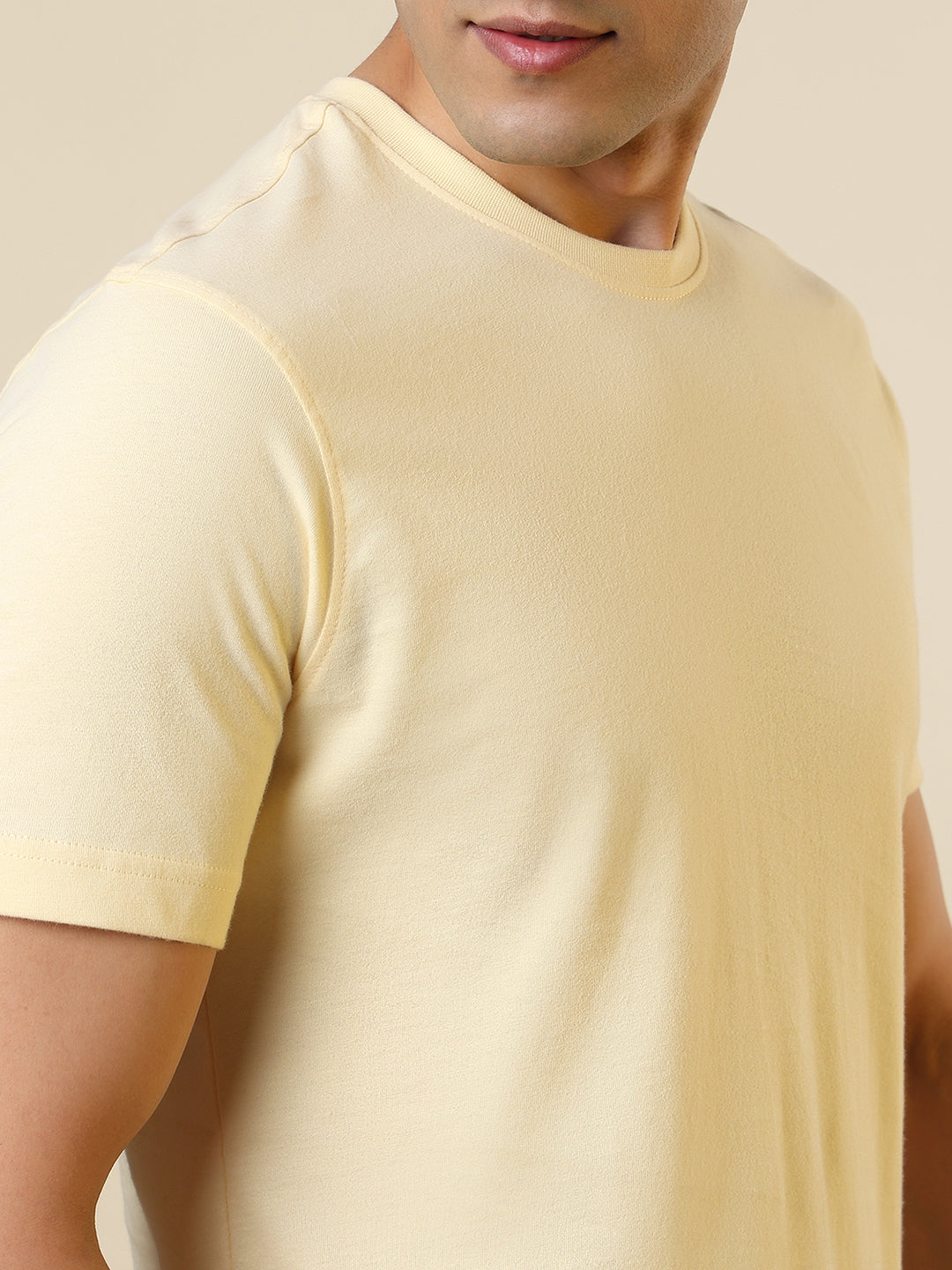 Sleepz Men Yellow Solid Regular Fit Cotton T-Shirt