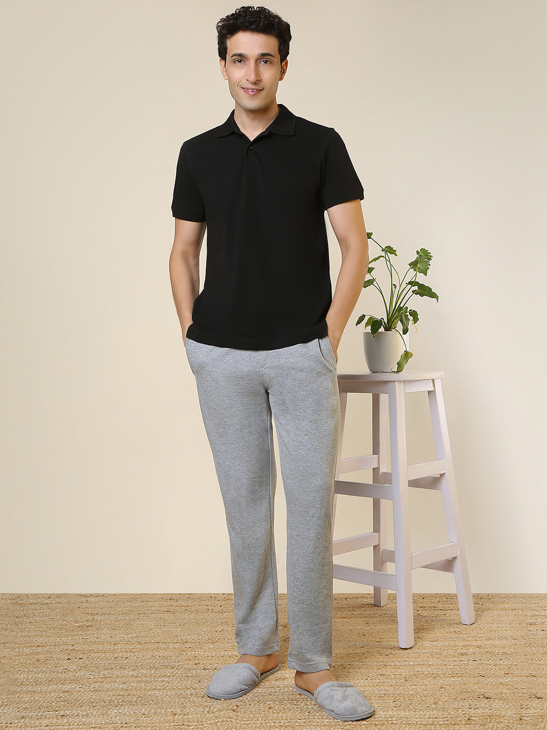 Sleepz Men Black Solid Regular Fit Cotton T-Shirt