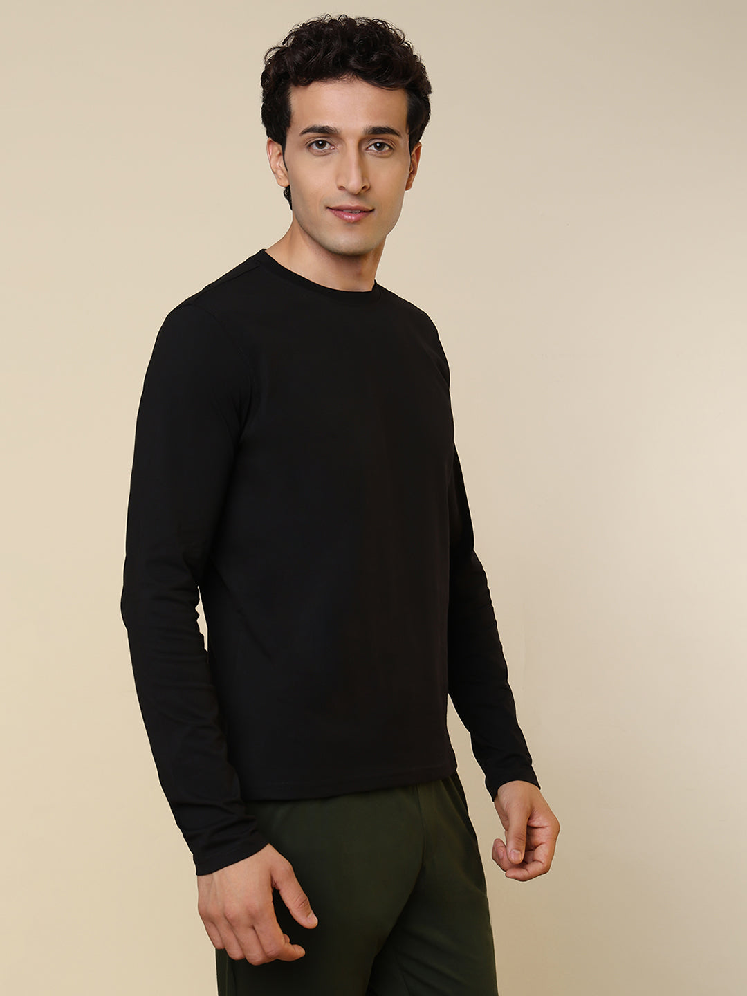 Sleepz Men Black Regular Fit Solid T-Shirt