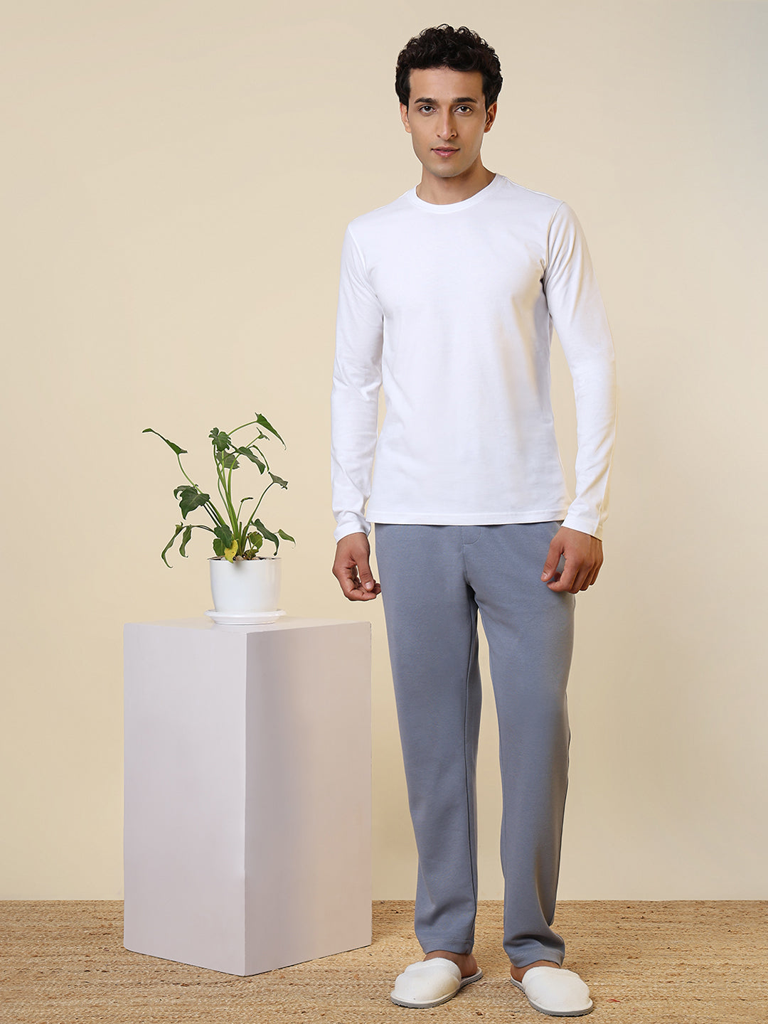 Sleepz Men White Solid Regular Fit Cotton T-Shirt