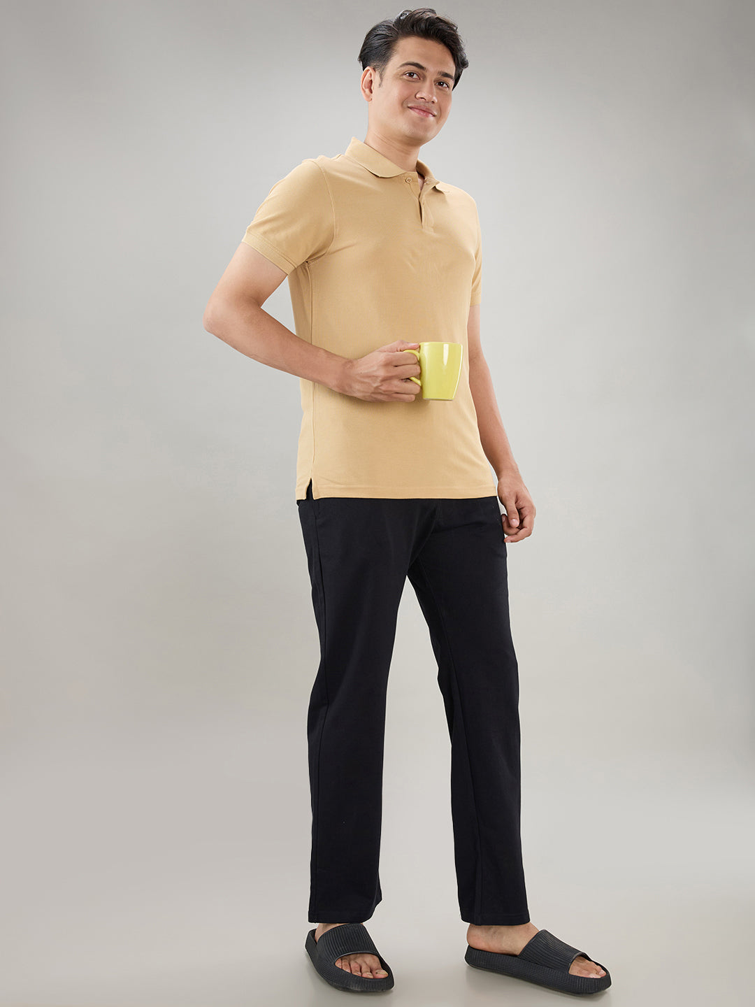 Sleepz Men Black Regular Fit Solid Trackpant