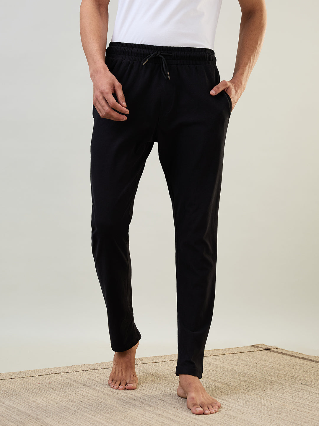 Sleepz Men Black Regular Fit Solid Trackpant
