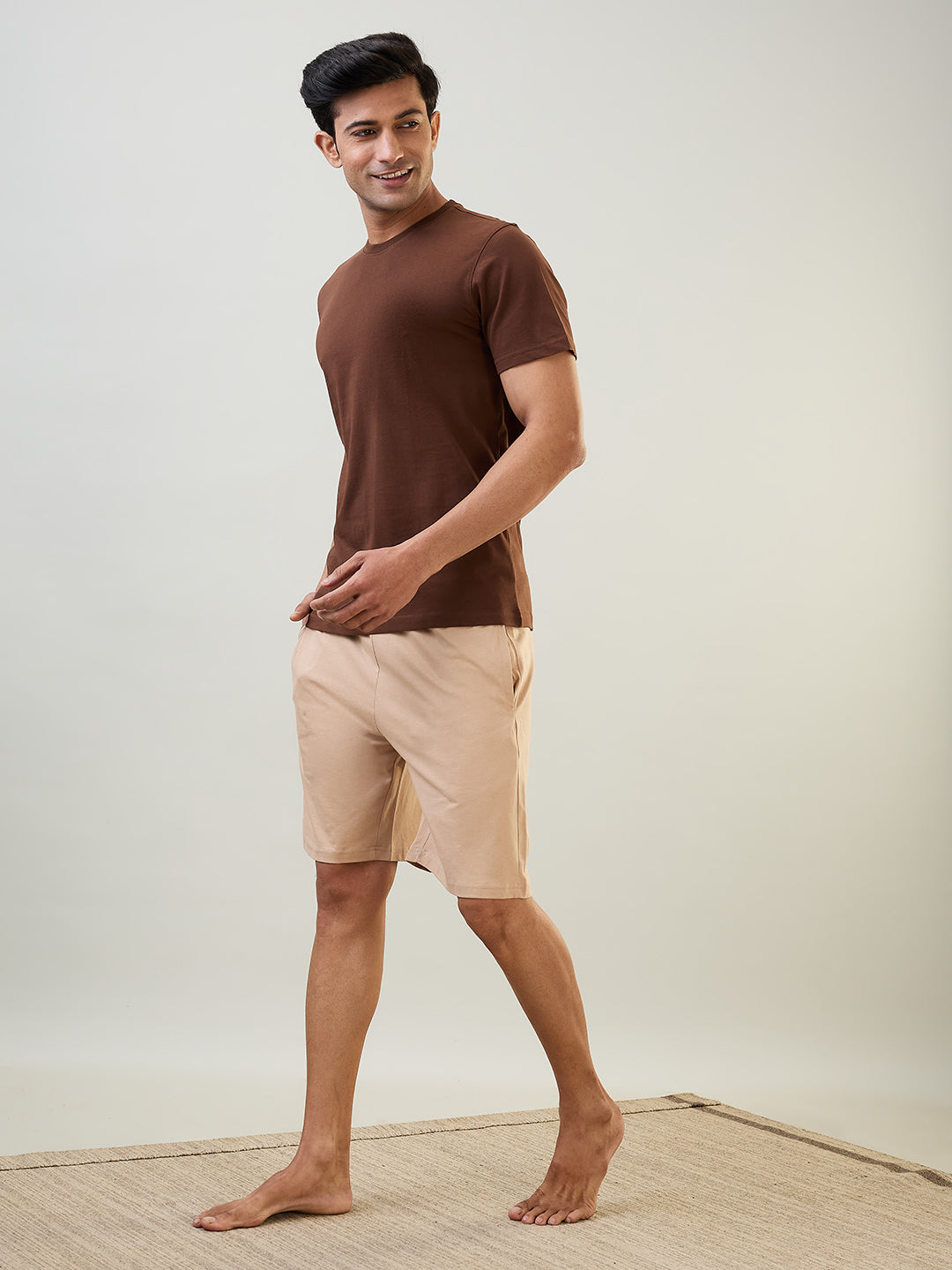 Sleepz Men Brown Solid Night Suit