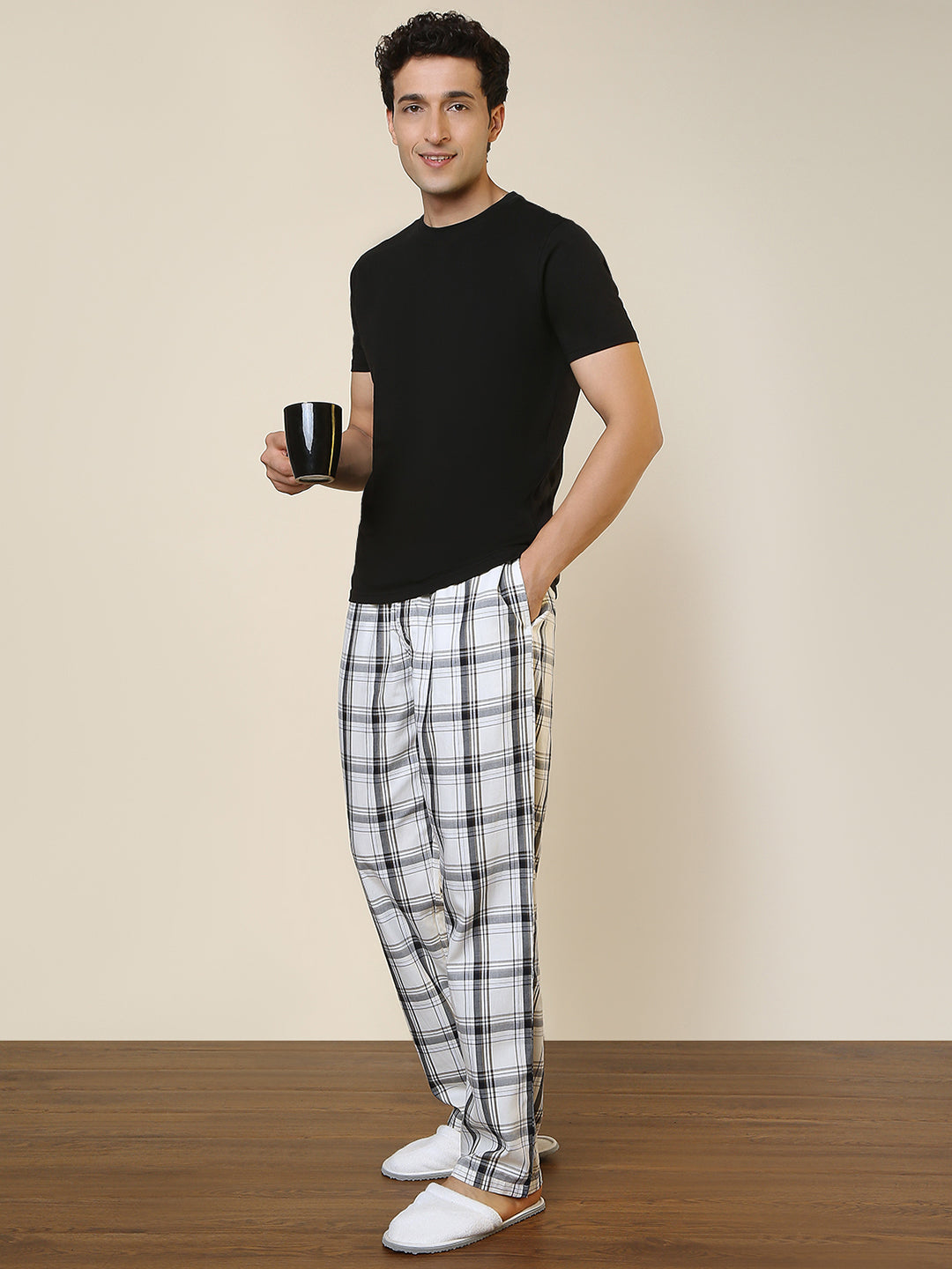 Sleepz Men White Regular Fit Checks Pyjama