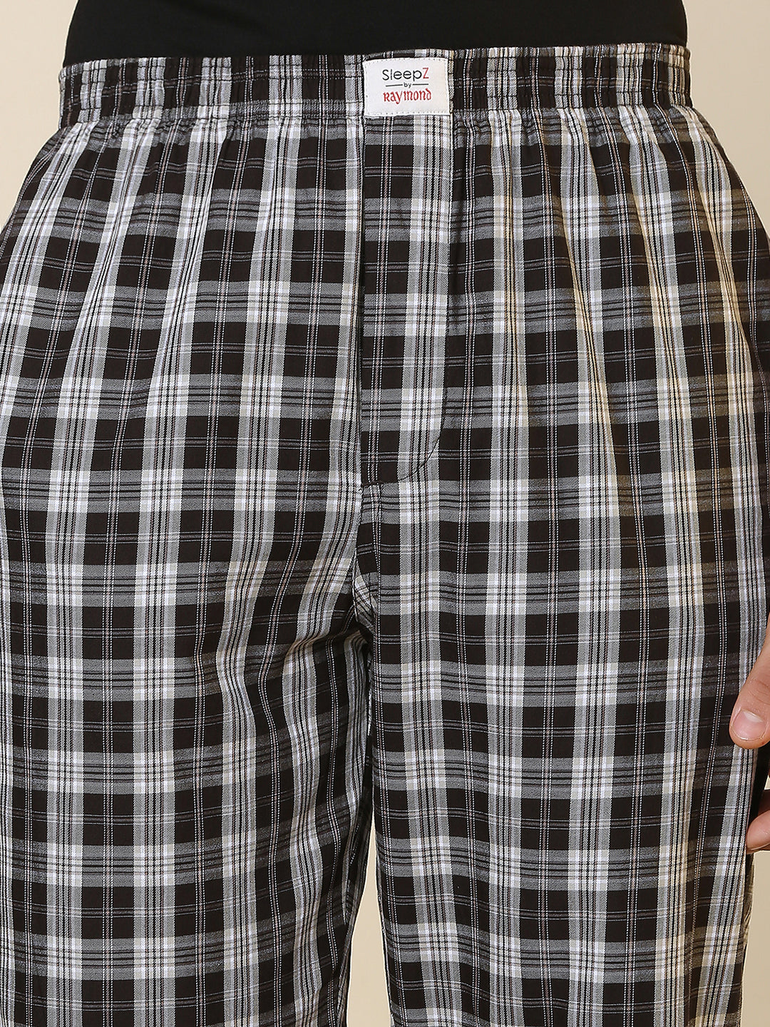 Sleepz Men Brown Regular Fit Checks Pyjama