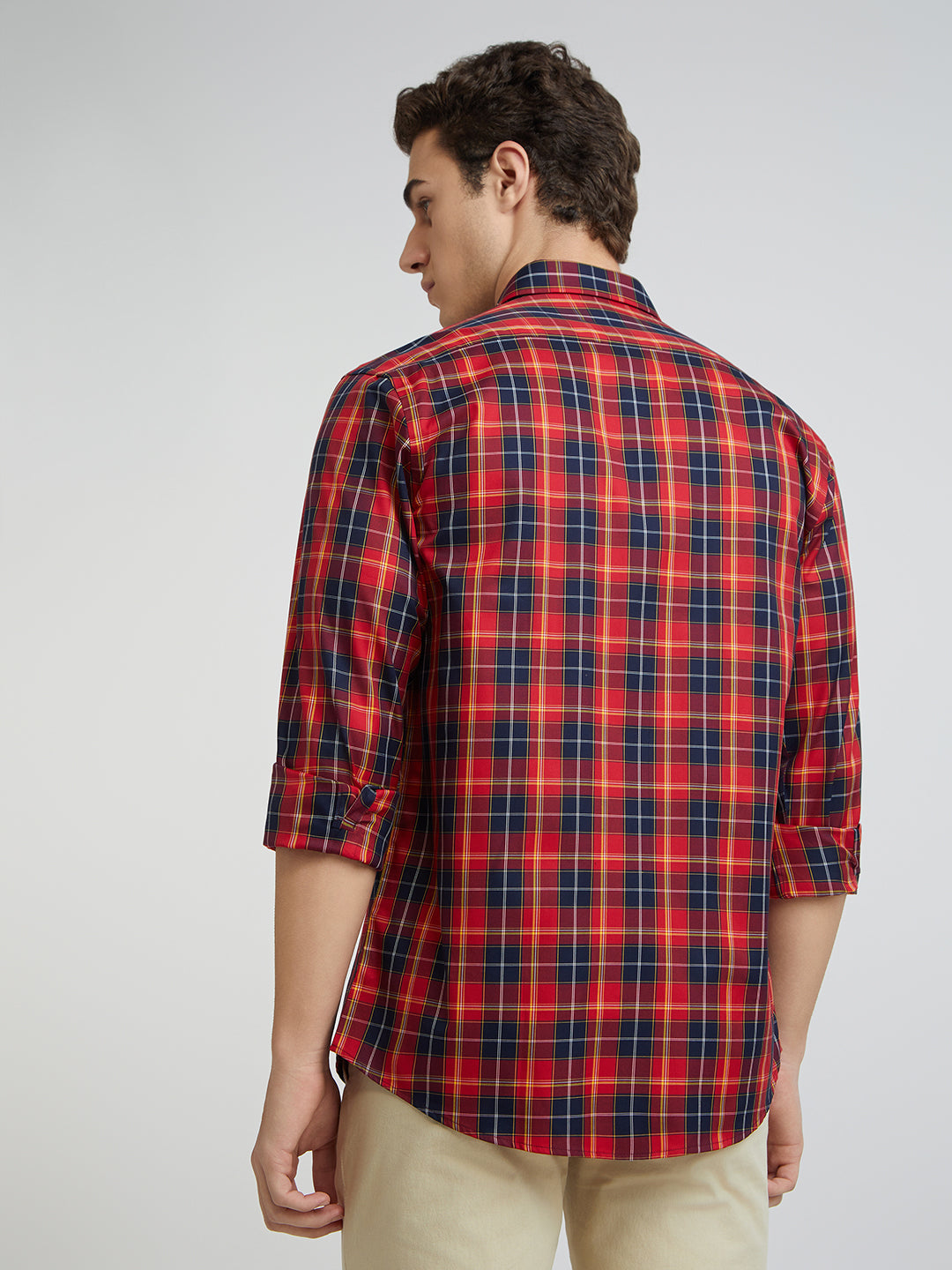 Men Red Tailored Fit Checks Cotton Full Sleeve Shirts