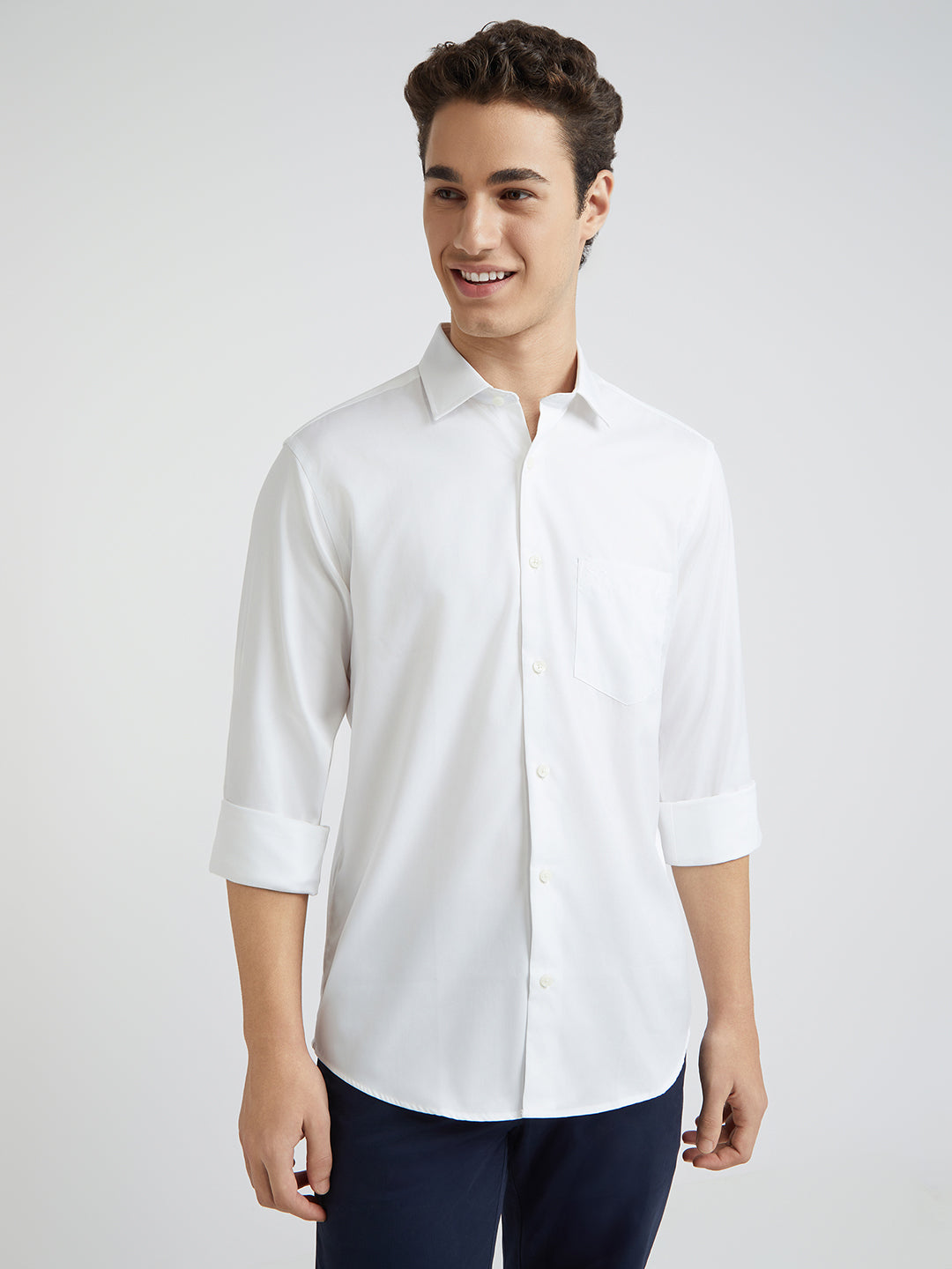 Men White Tailored Fit Solid Cotton Full Sleeves Shirts