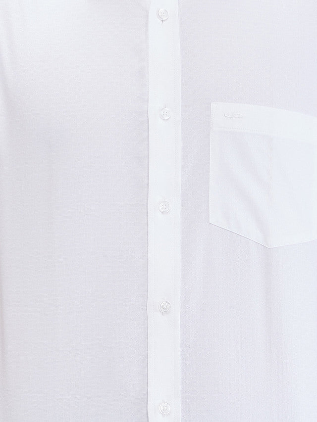 Colorplus White Solid Tailored Fit Cotton Casual Shirt