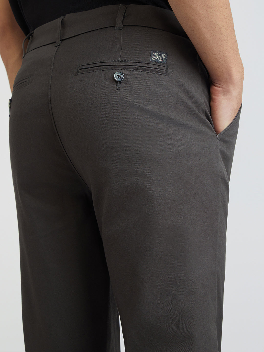 Men Grey Tailored Fit Solid Piece Dyed Cotton Trouser