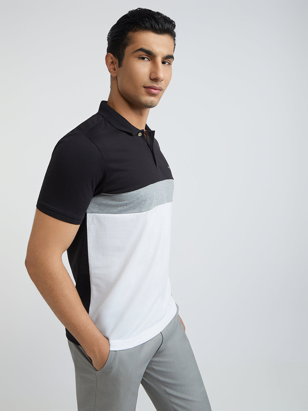 Park Avenue Men Black Cut & Sew Slim Fit Cotton Blend T-Shirt