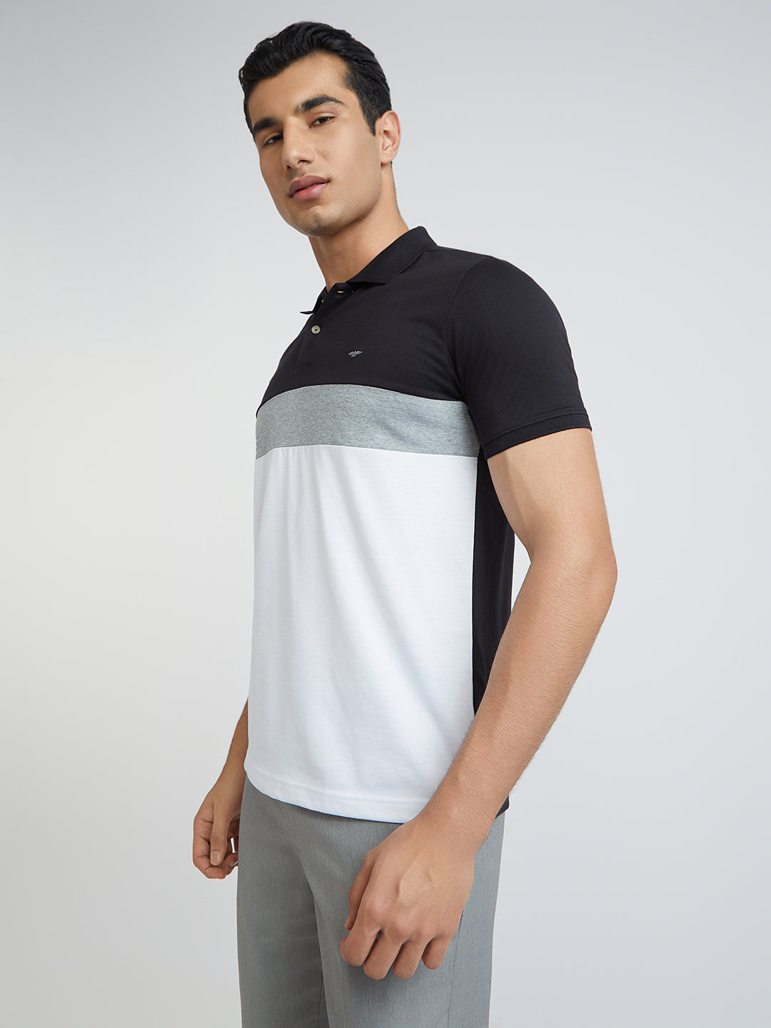 Park Avenue Men Black Cut & Sew Slim Fit Cotton Blend T-Shirt