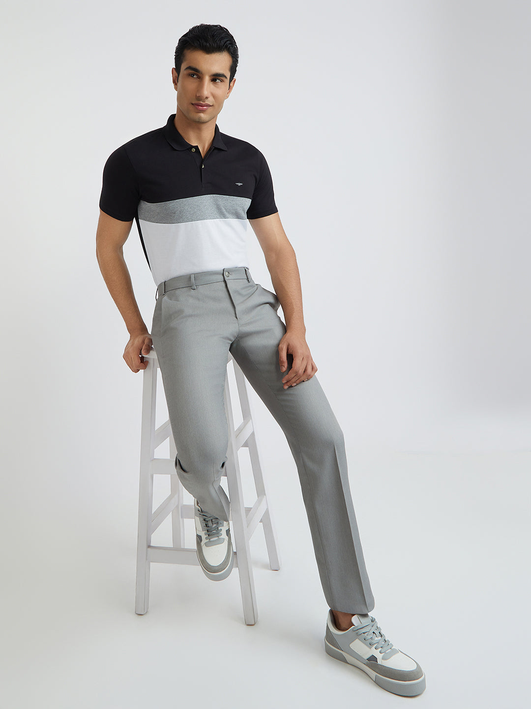 Park Avenue Men Black Cut & Sew Slim Fit Cotton Blend T-Shirt