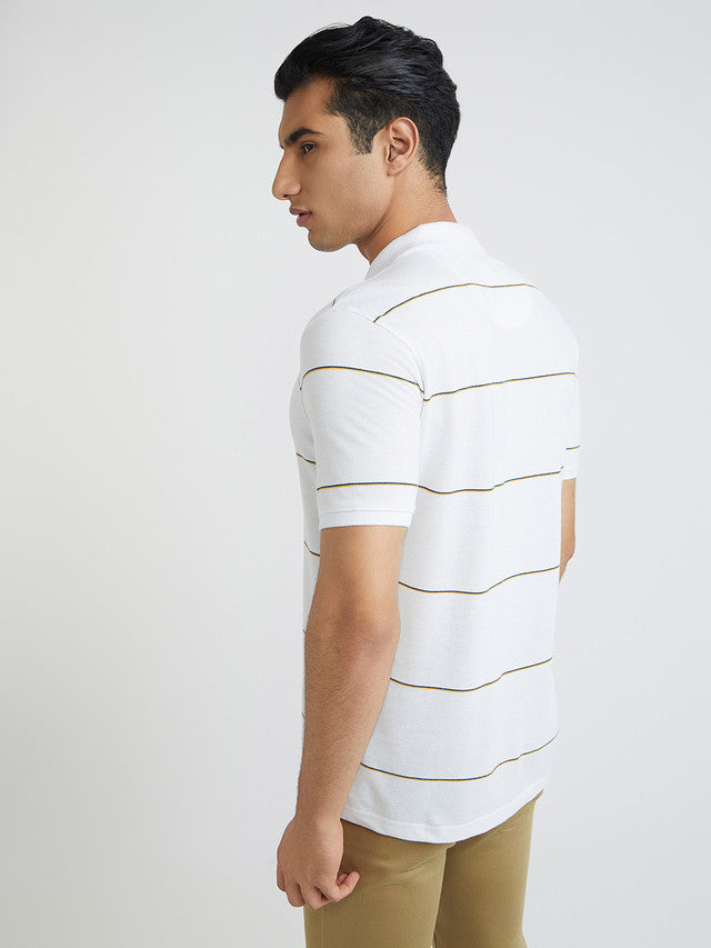 Men White Slim Fit Stripe Cotton Polyester Blend Round Neck Collar Polo T-Shirt