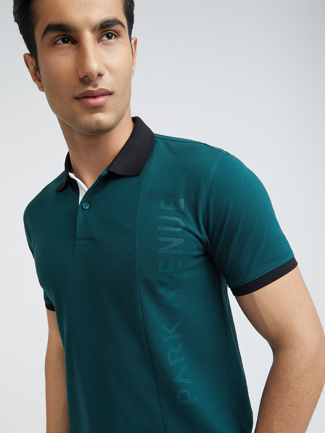 Park Avenue Men Green Slim Fit Solid Polo Neck Collar T-Shirt