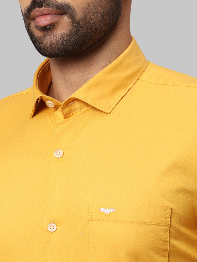 Park Avenue Men Yellow Solid Slim Fit Full Sleeve Cut Away Collar Shirt