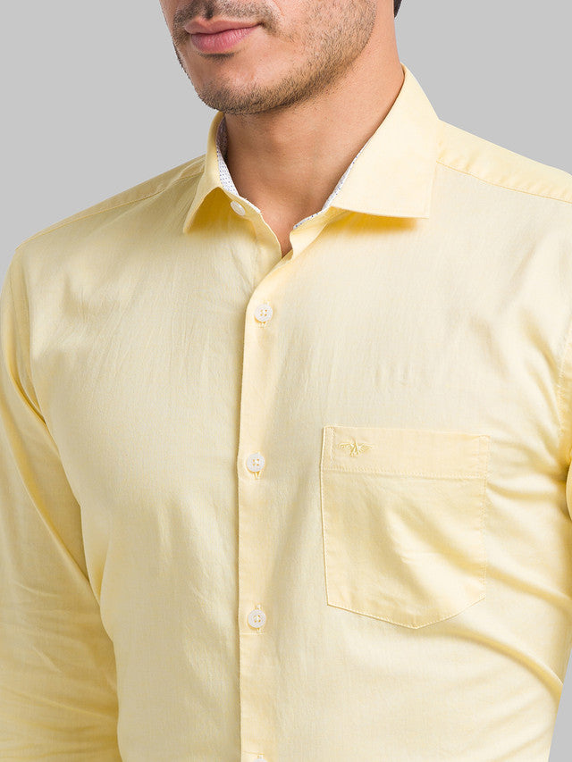 Park Avenue Yellow Chambray Slim Fit Cotton Casual Shirt