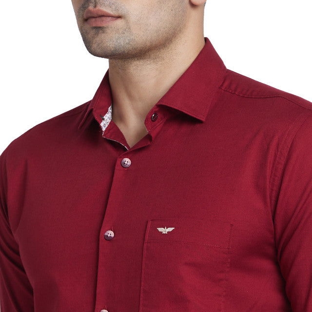 Park Avenue Men Red Solid Slim Fit Full Sleeve Cut Away Collar Shirt