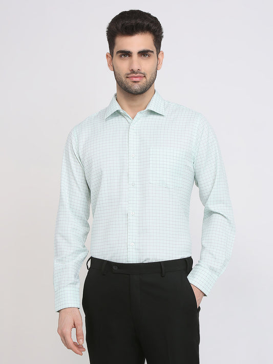 Park Avenue Men Green Checks Regular Fit Cotton Blend Formal Shirt
