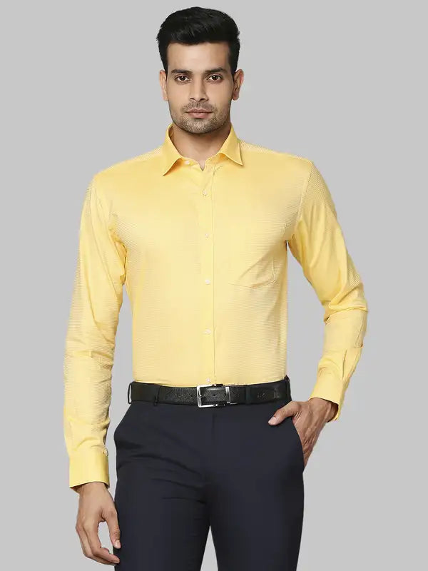 Men Slim Fit Green Shirt