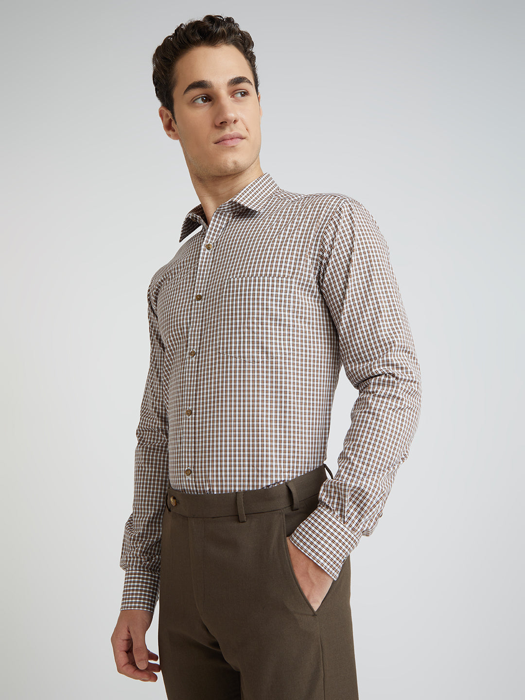 Men Brown Slim Fit Checks Cotton Shirts