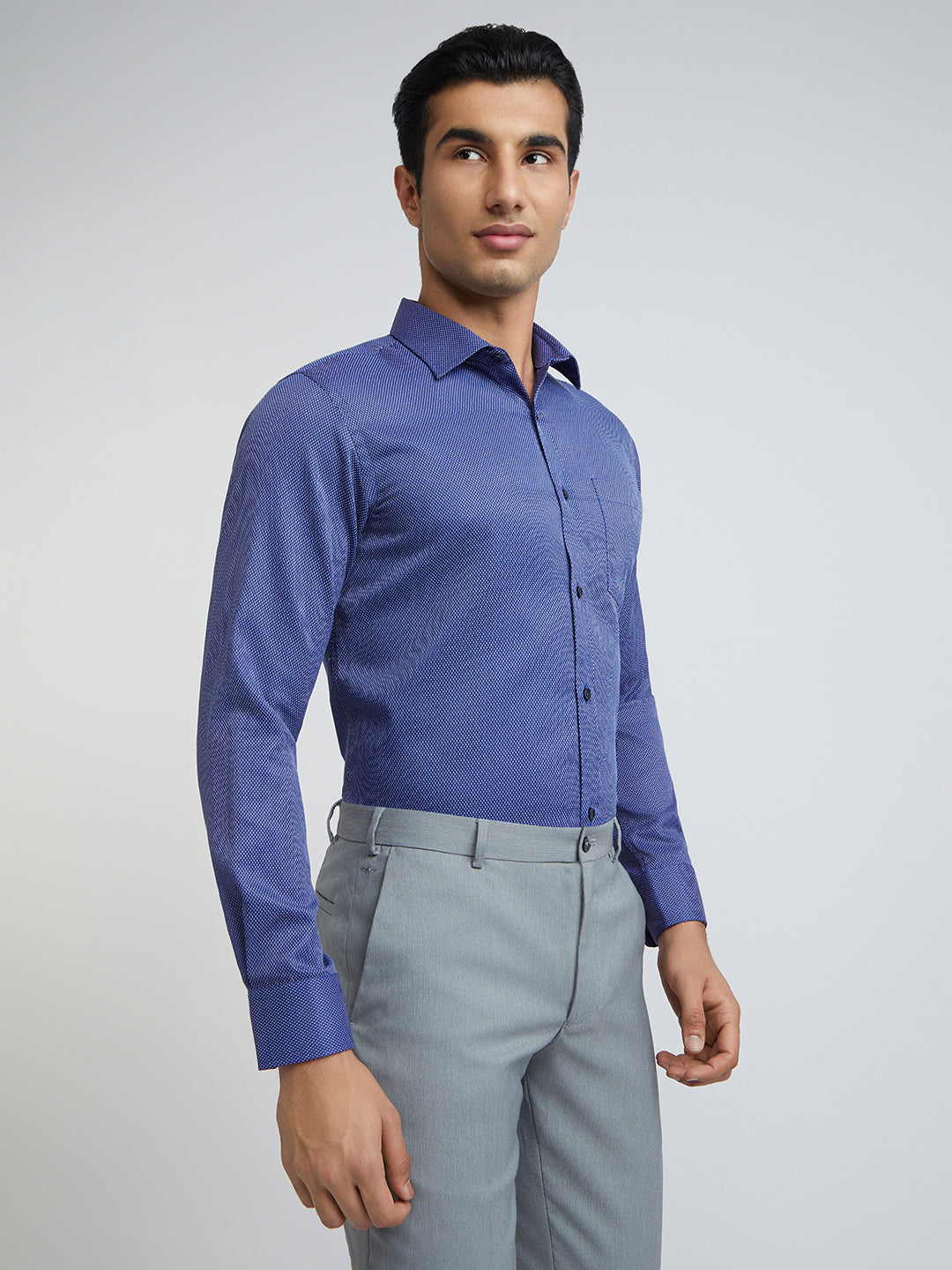 Park Avenue Men Blue Solid Slim Fit Cotton Blend Shirt