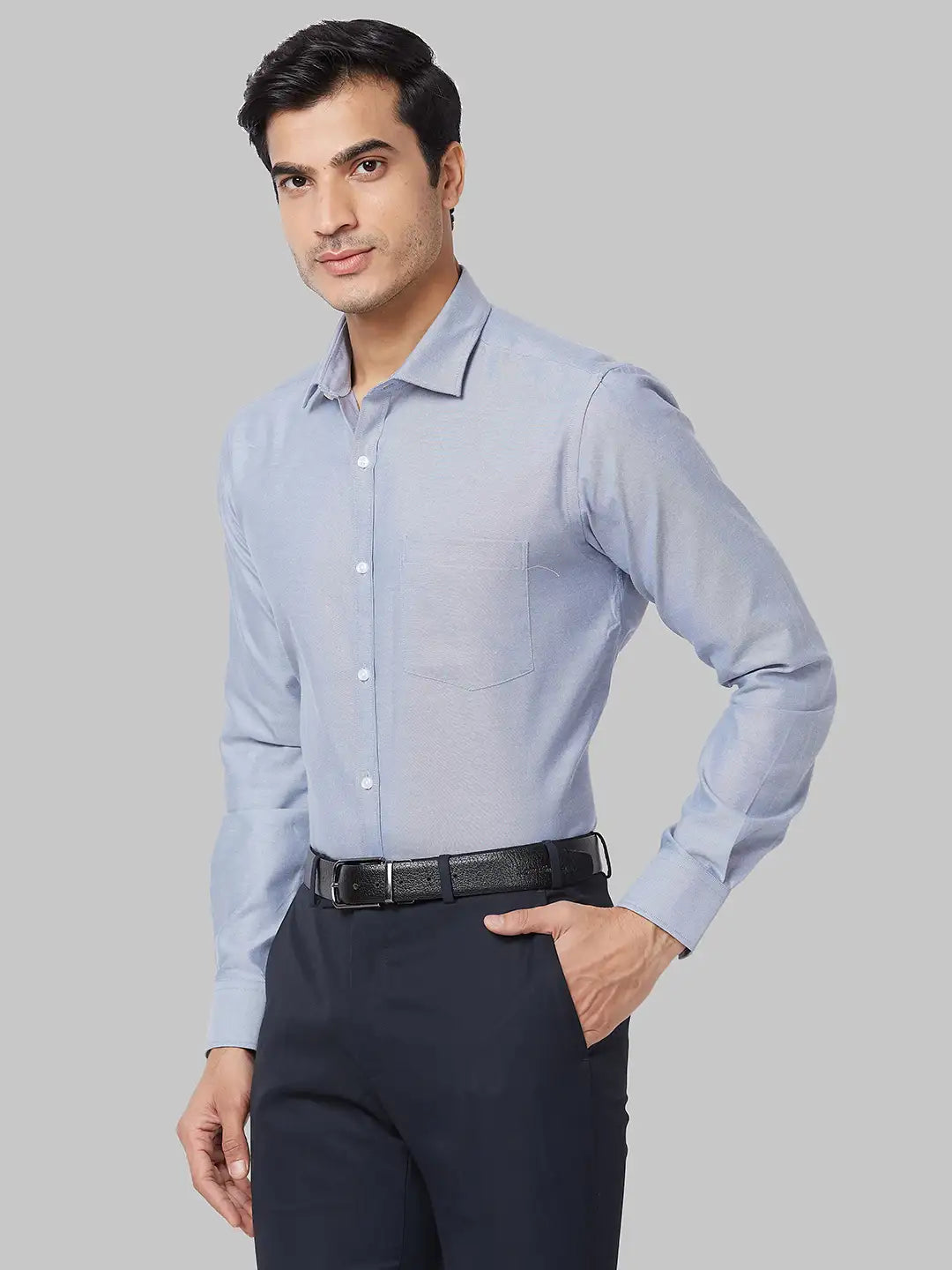 Men Grey Slim Fit Solid Cotton Blend Shirts