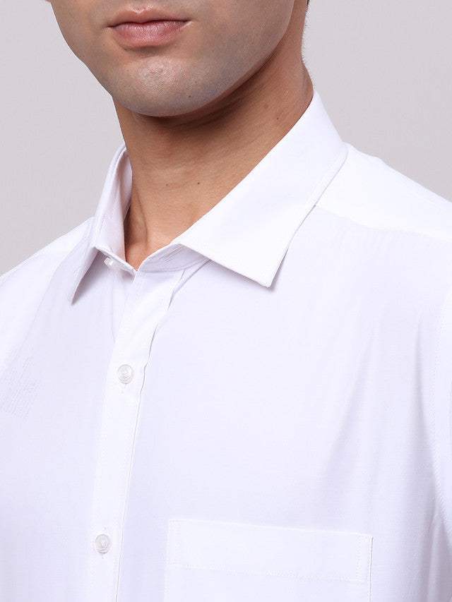 Park Avenue White Solid Slim Fit Full Sleeve Cotton Blend Shirt