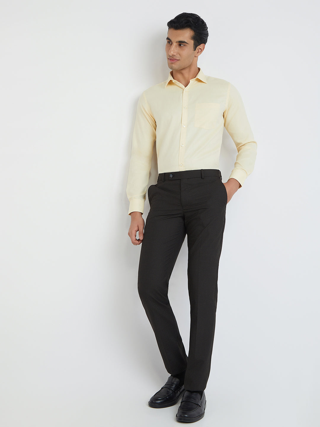 Park Avenue Yellow Structure Slim Fit Cotton Blend Formal Shirt