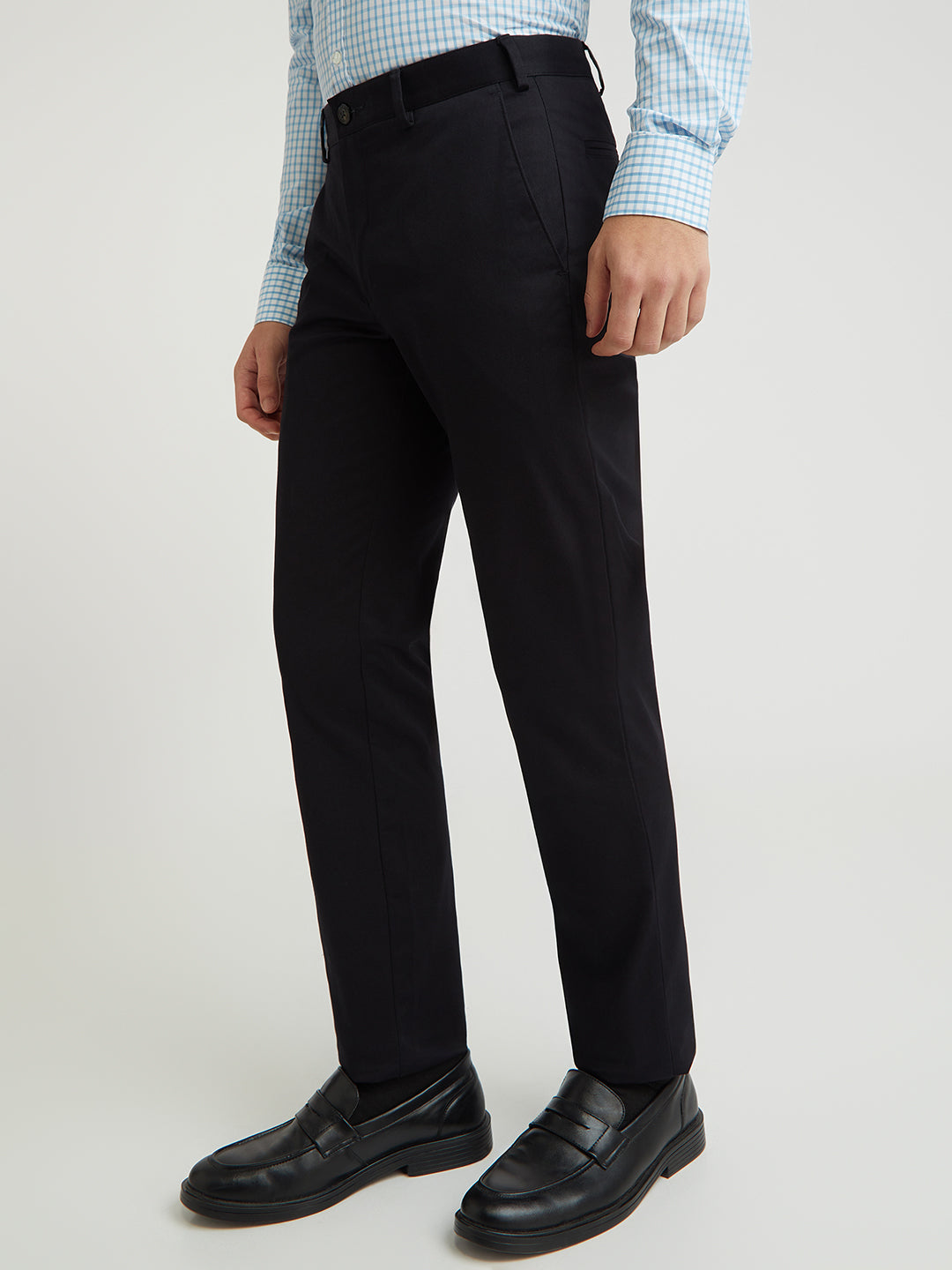 Men Black Super Slim Fit Solid Cotton Blend Trouser