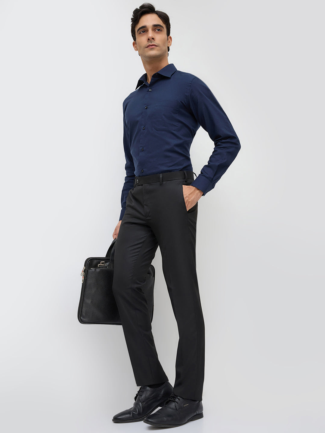 Park Avenue Men Black Slim Fit Structure Trouser