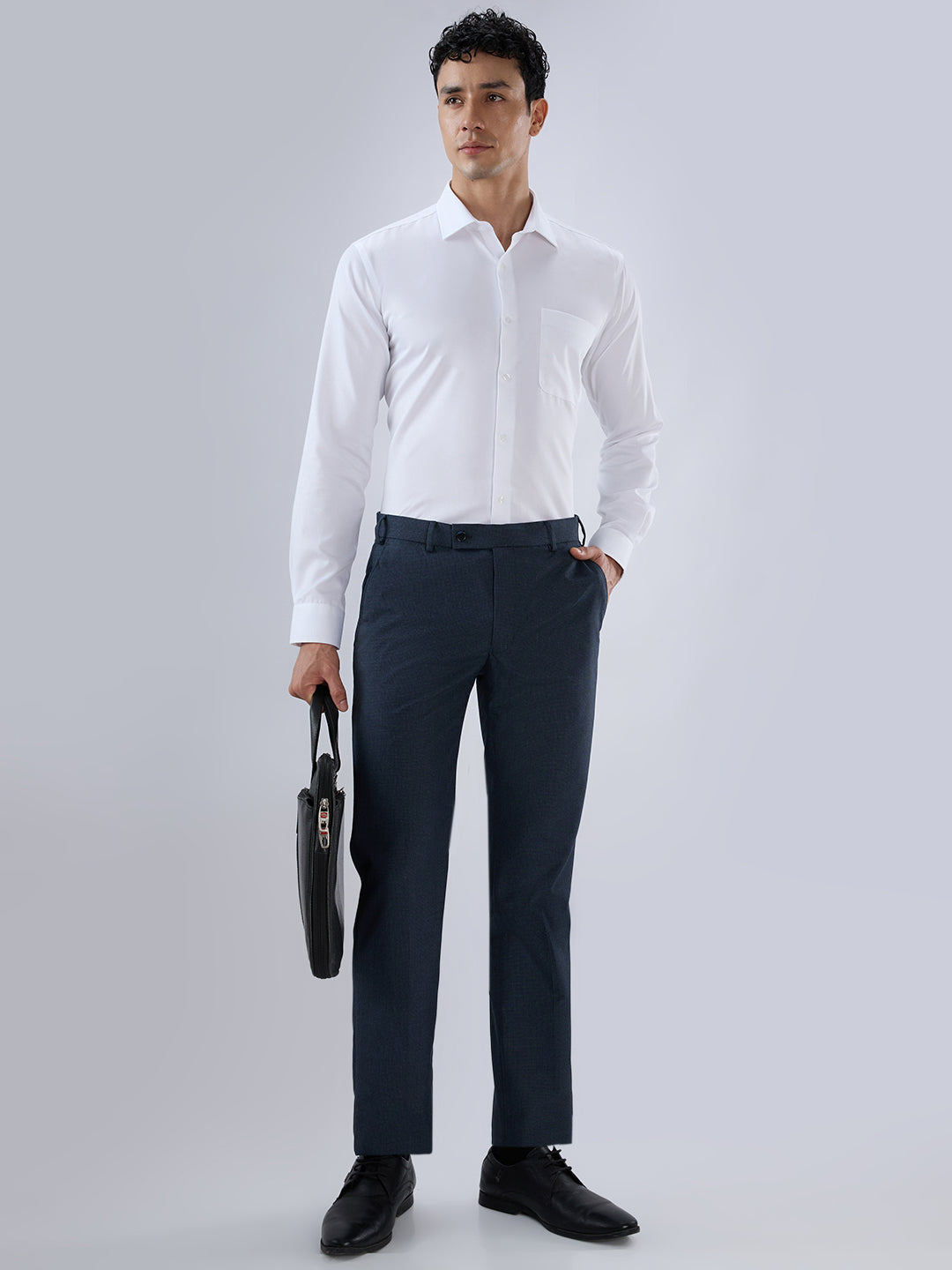 Park Avenue Men Blue Slim Fit Structure Trouser