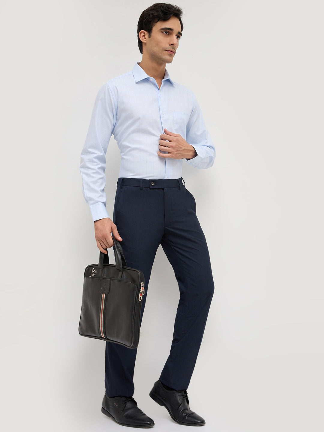 Park Avenue Men Blue Slim Fit Checks Trouser
