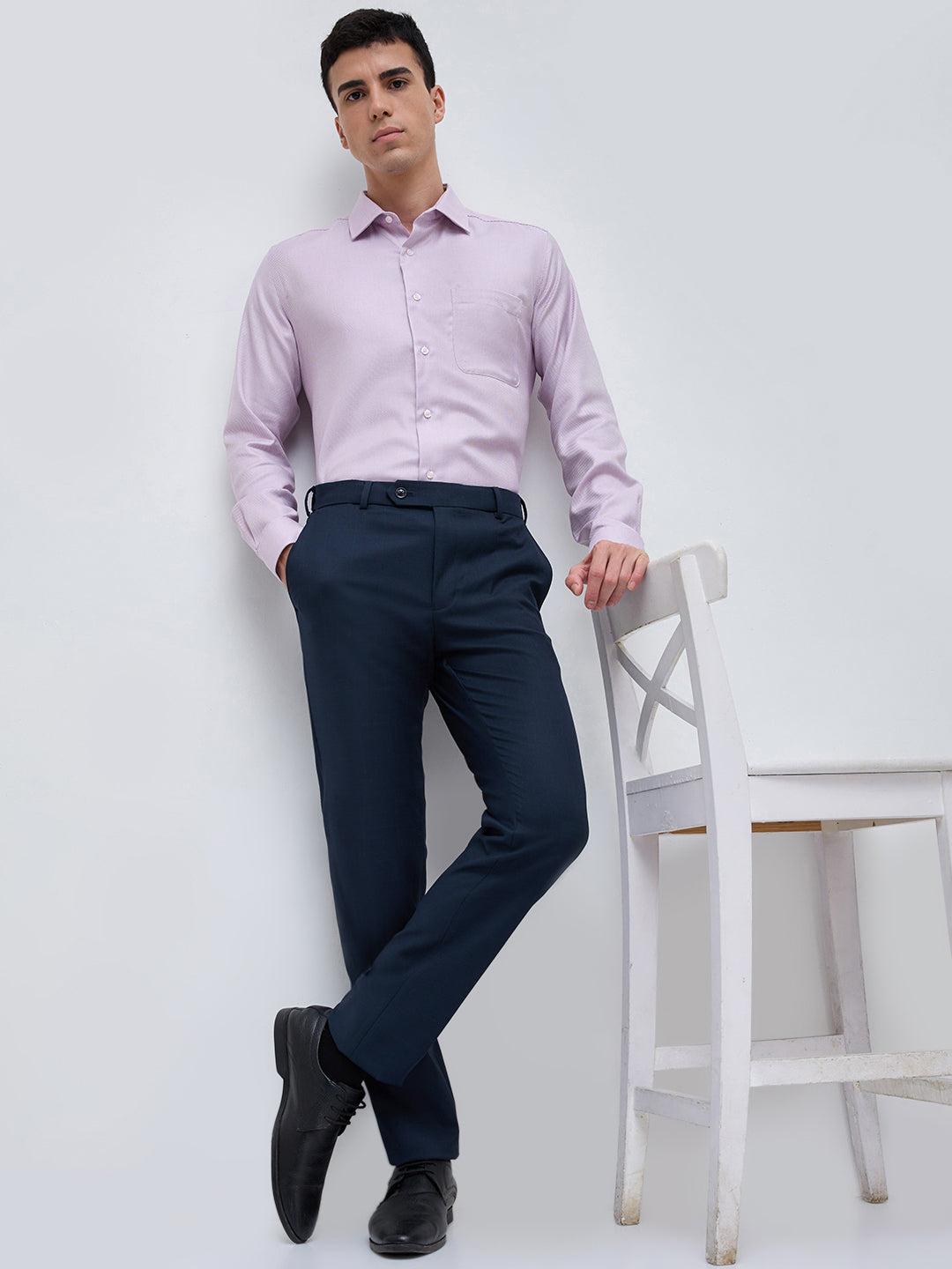 Park Avenue Men Blue Slim Fit Checks Trouser