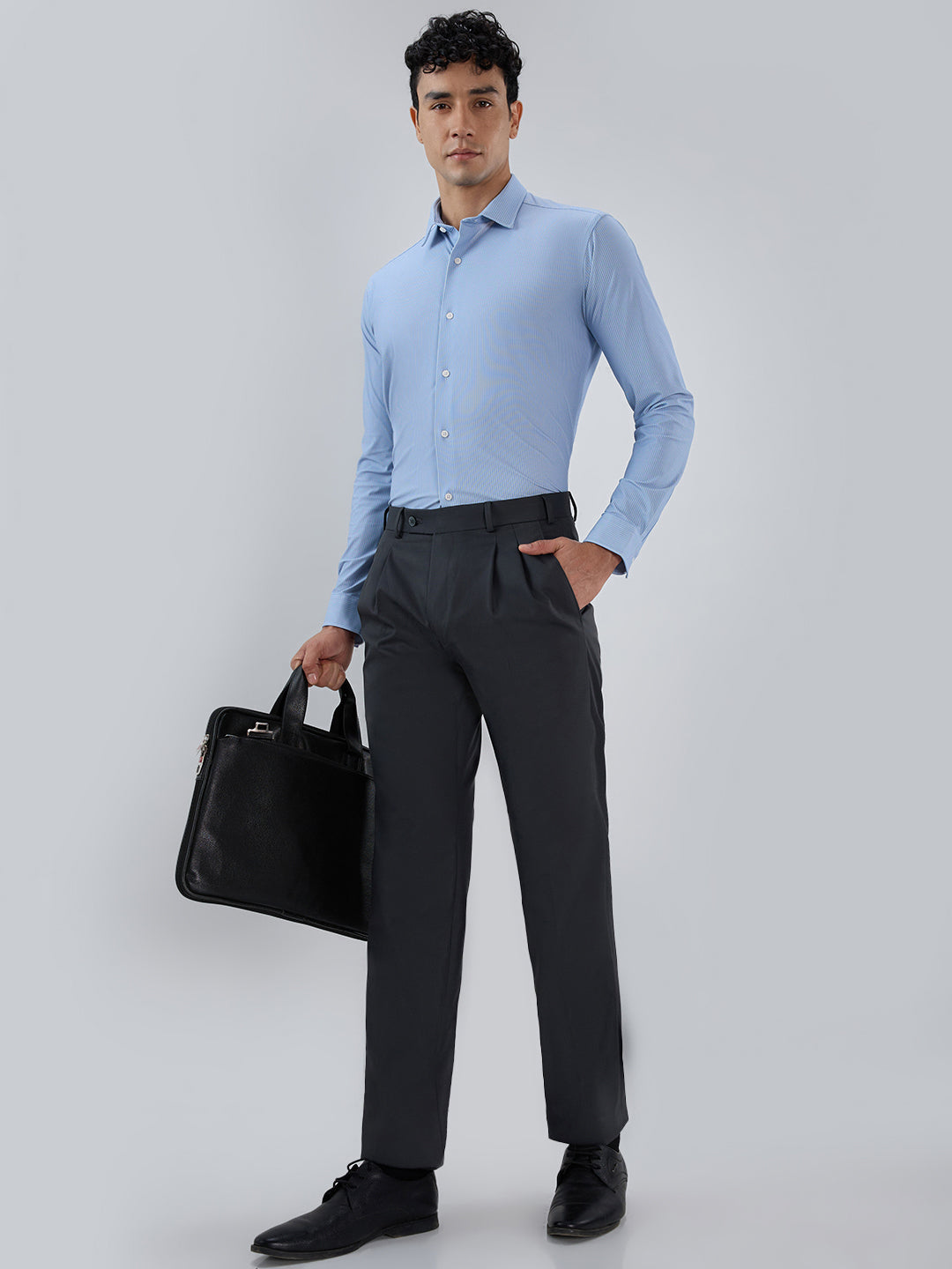 Park Avenue Men Grey Solid Trouser