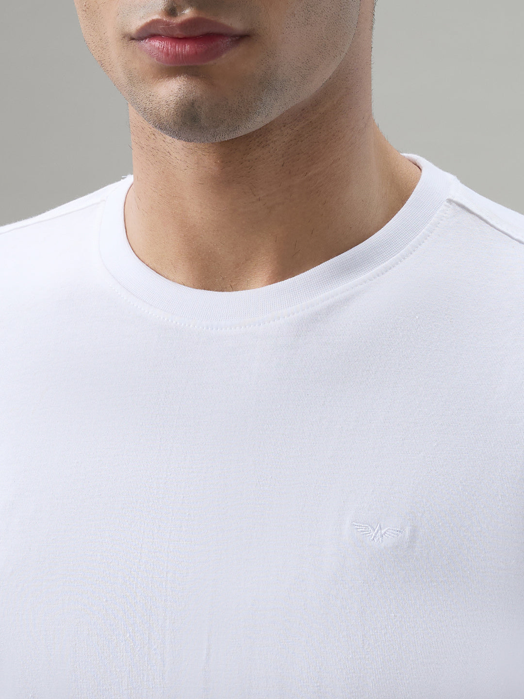 Park Avenue Men White Round Neck Collar T-Shirt