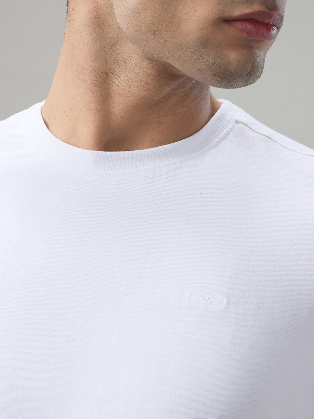Park Avenue Men White Round Neck Collar T-Shirt