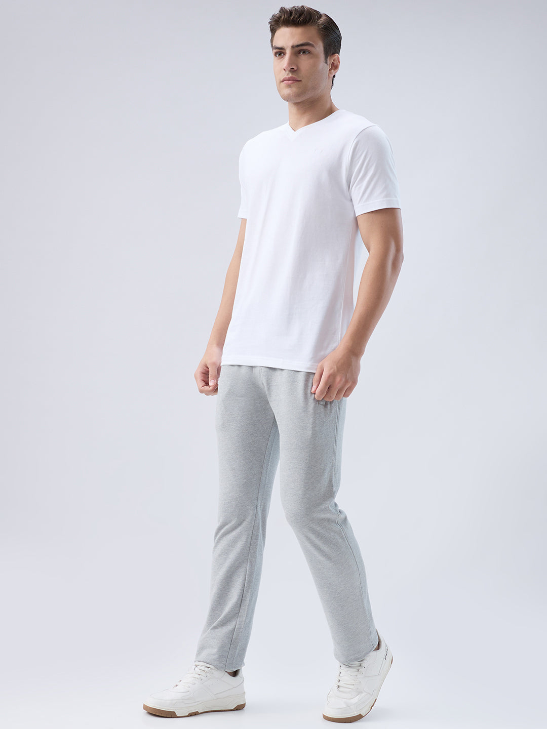 Park Avenue Men White V Neck Collar T-Shirt