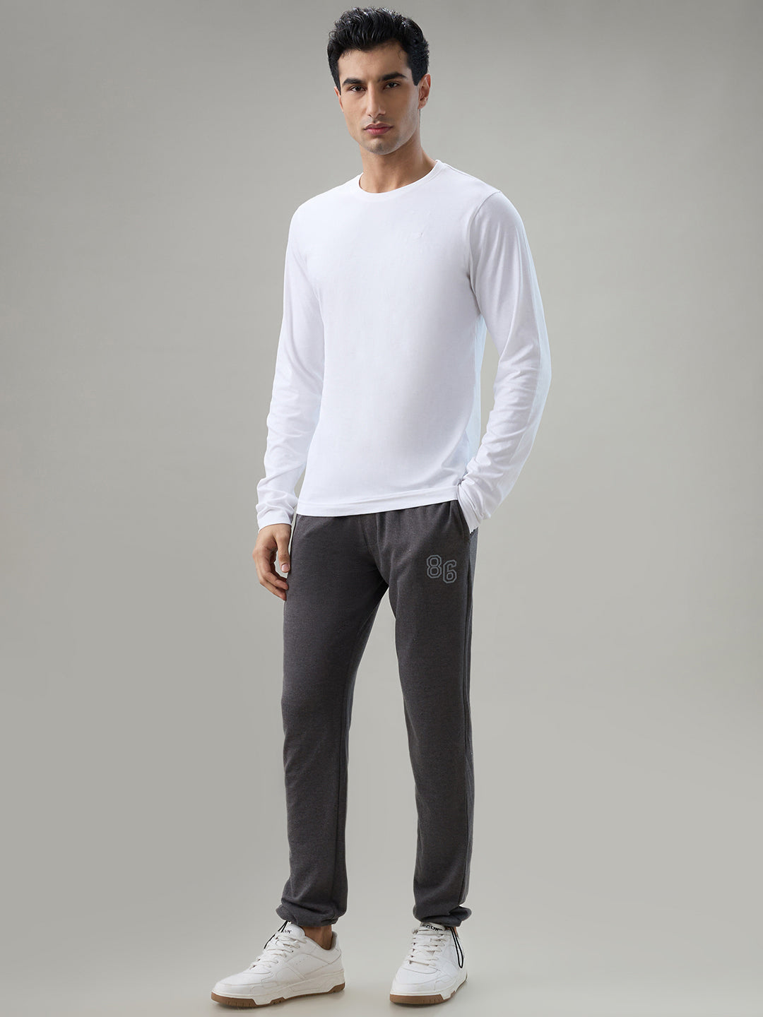 Park Avenue Men White Crew Neck Collar T-Shirt