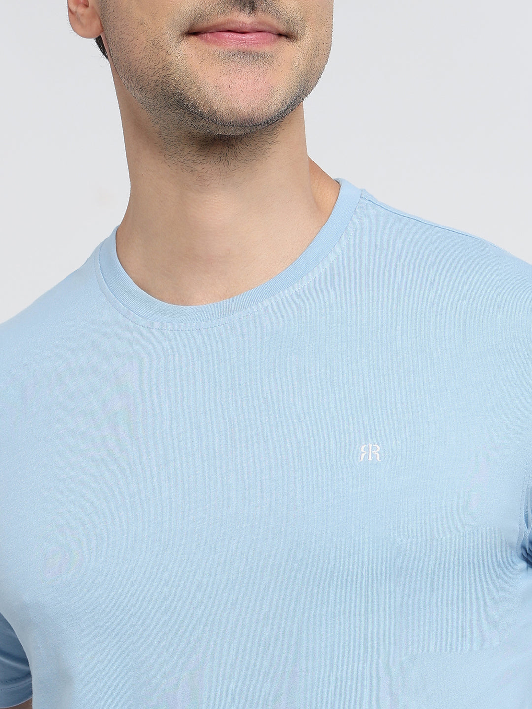 Raymond Men Blue Regular Fit Solid Crew Neck Collar T-shirt