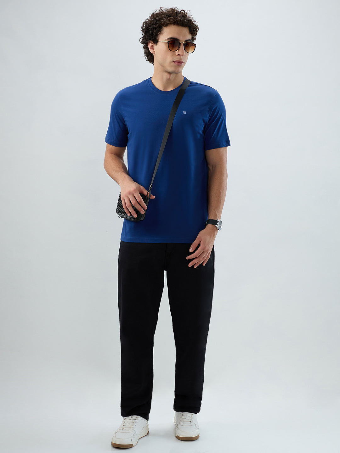 Raymond Men Blue Regular Fit Solid Crew Neck Collar T-shirt