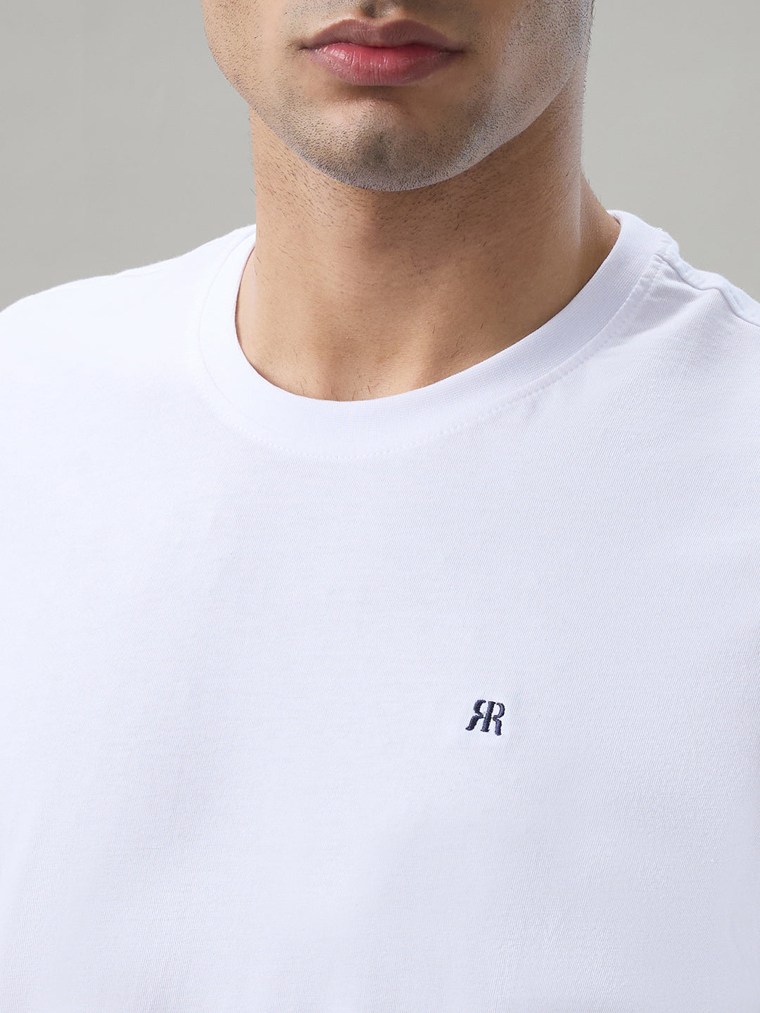 Raymond Men White Regular Fit Solid Crew Neck Collar T-Shirt