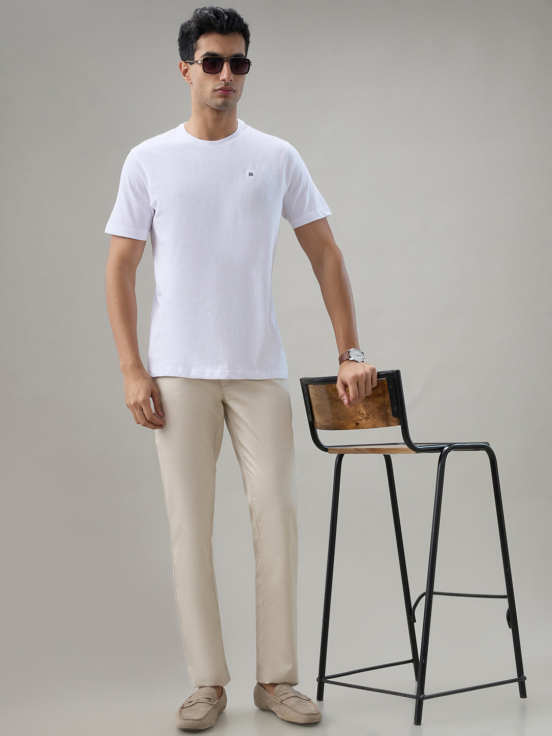 Raymond Men White Regular Fit Solid Crew Neck Collar T-Shirt