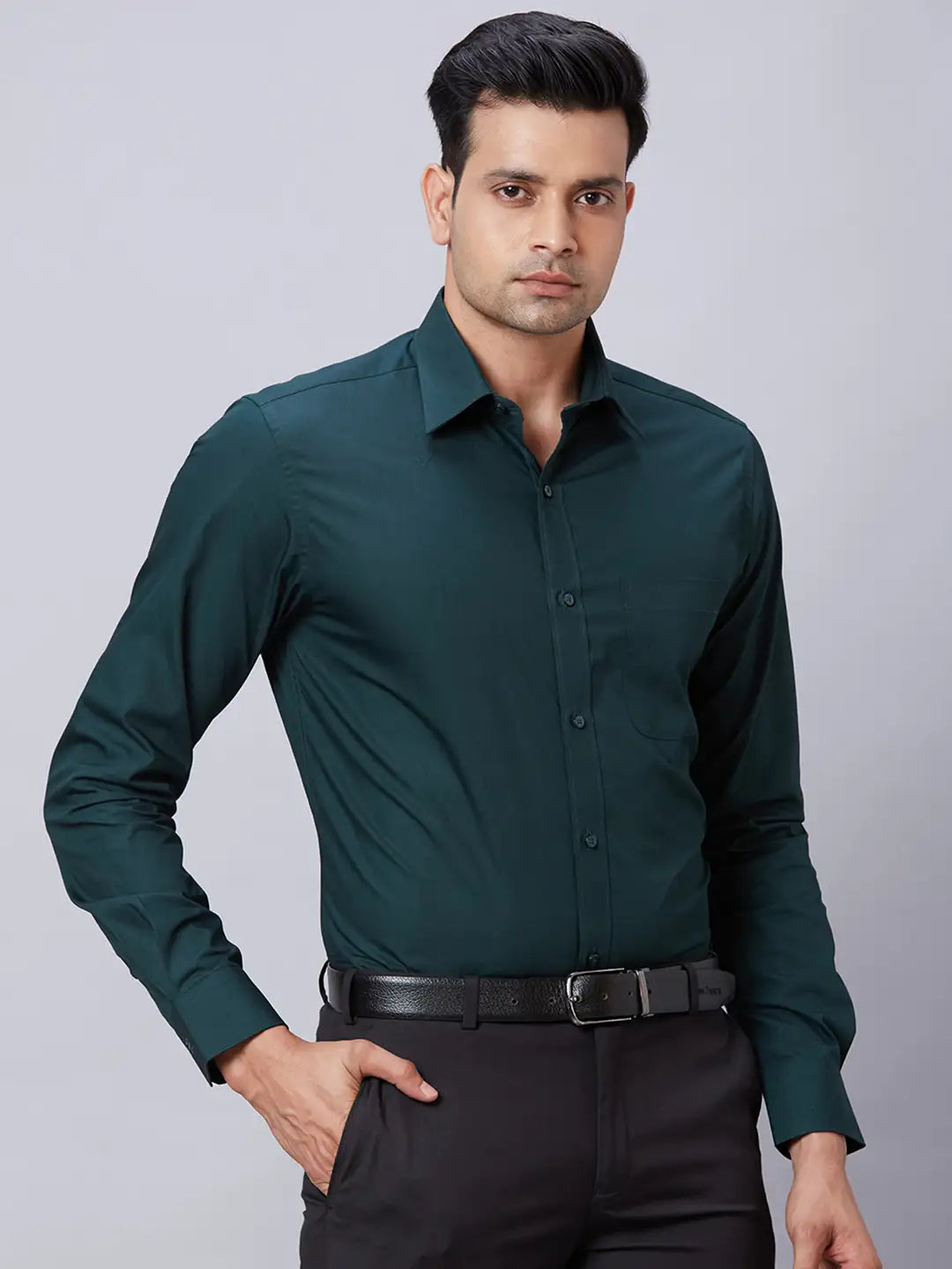 Men Red Slim Fit Solid Cotton Shirts