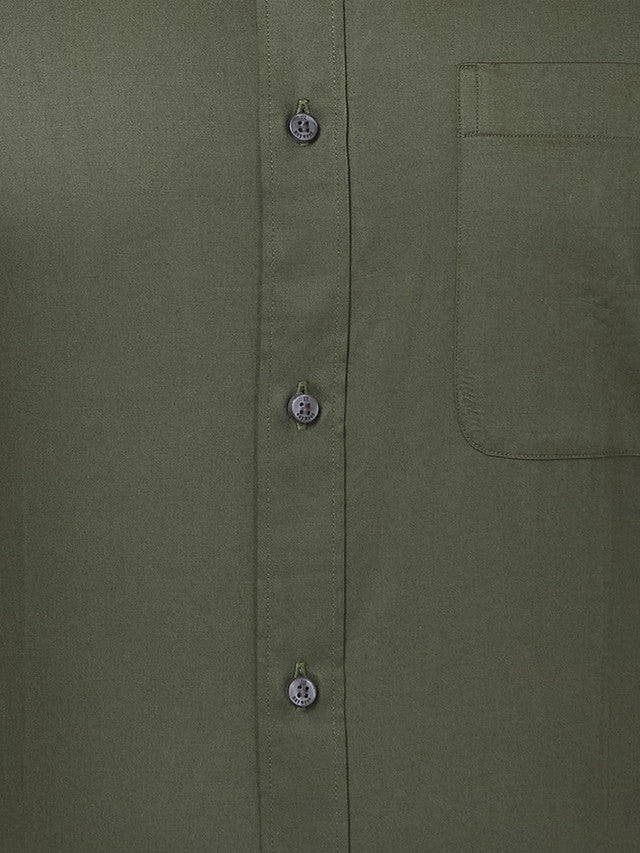 Raymond Men Green Solid Slim Fit Cotton Shirt