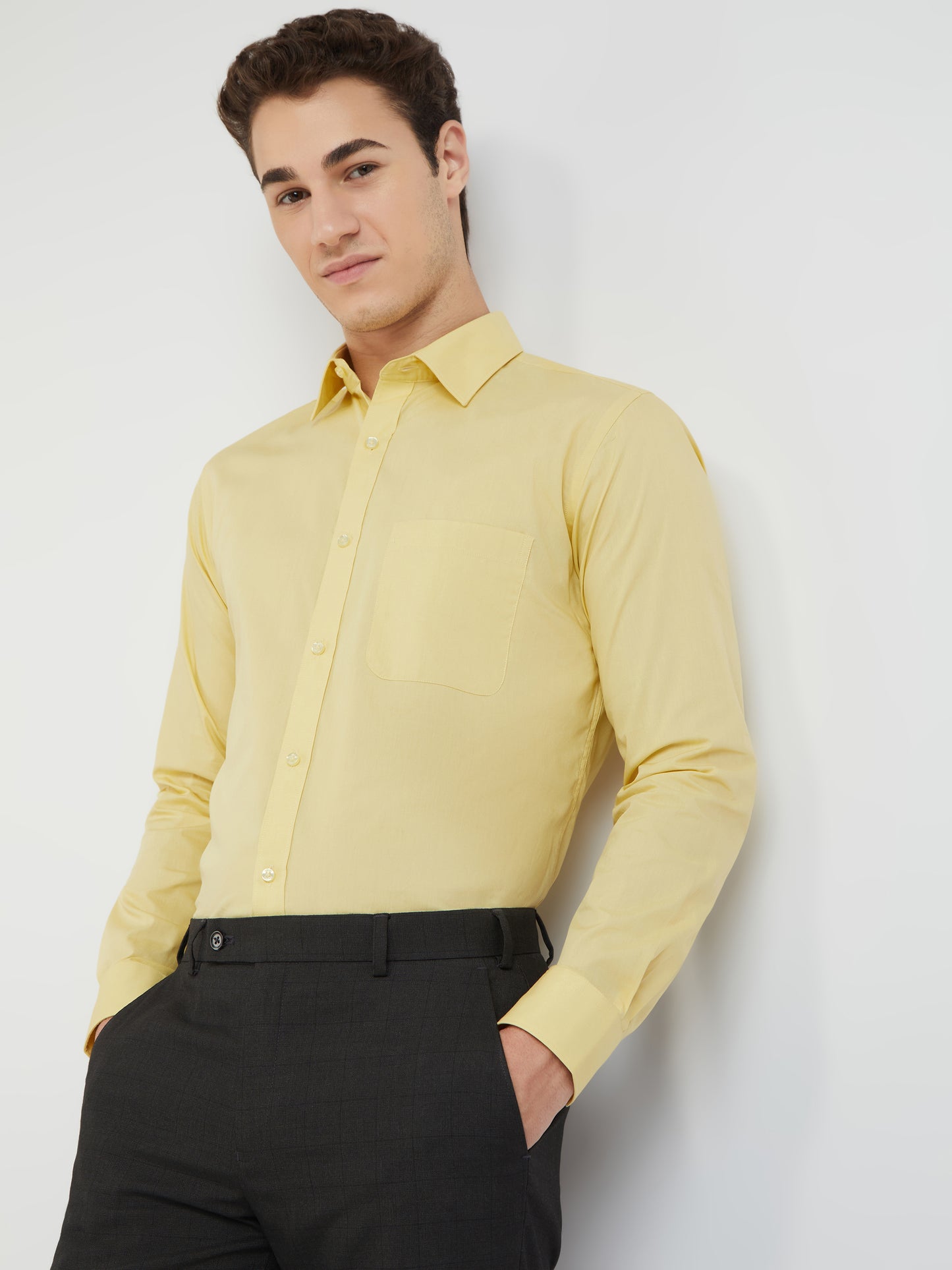 Raymond Men Yellow Solid Slim Fit Cotton Formal Shirt