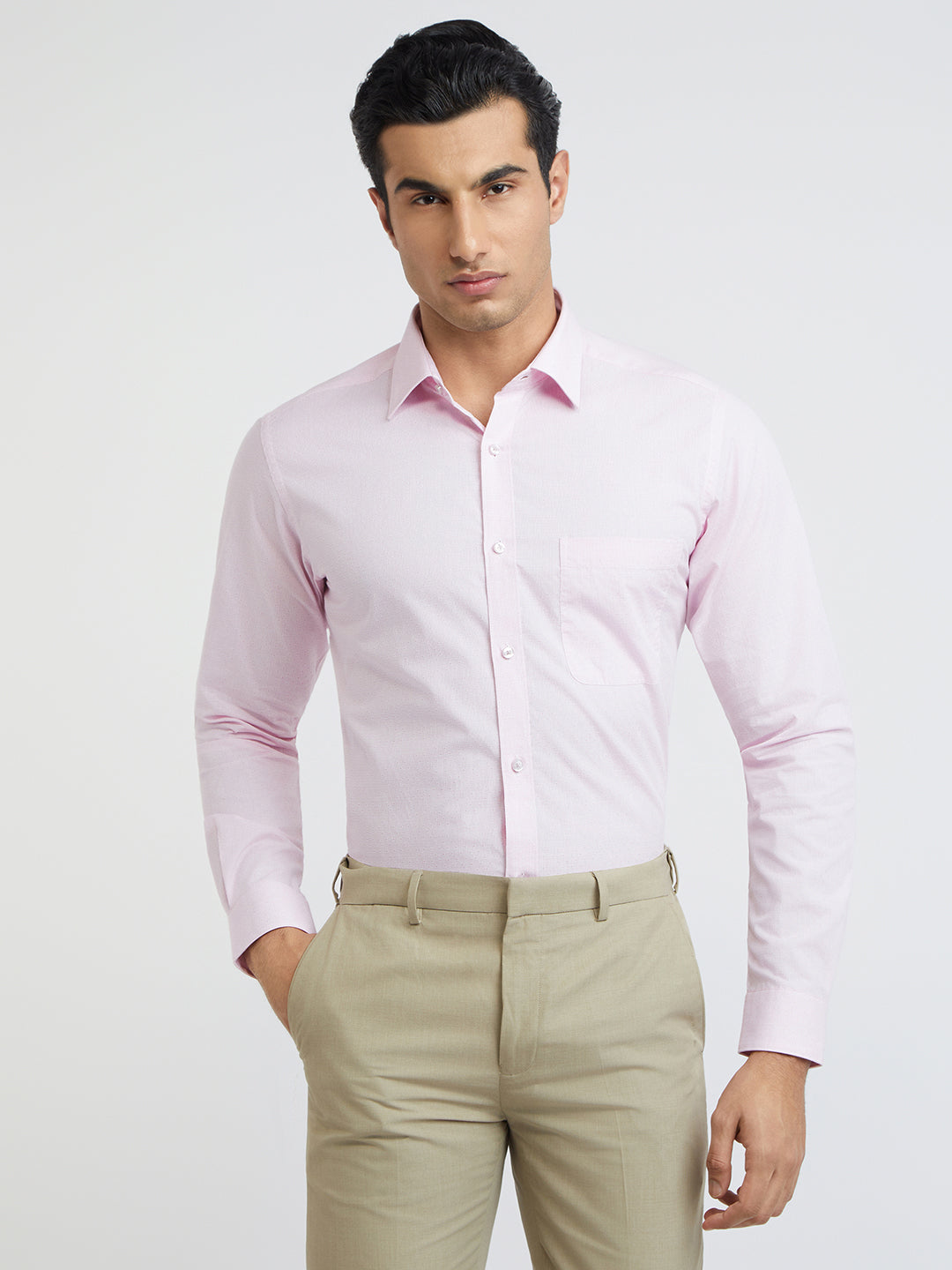 Raymond Men Pink Solid Slim Fit Cotton Formal Shirt